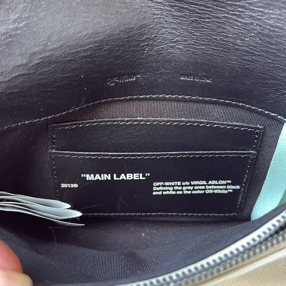 Off-White Virgil Abolh Sculpture canvas